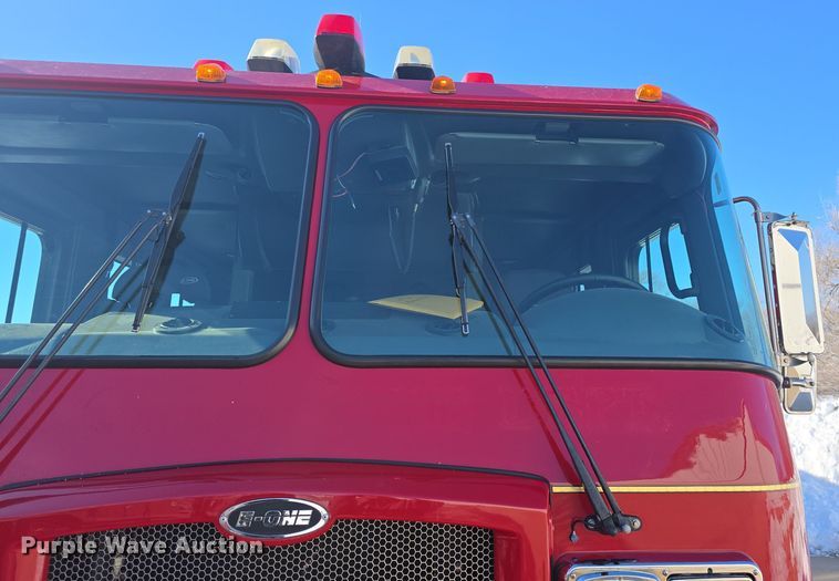 image for item DO7737 2002 Emergency One pumper fire truck