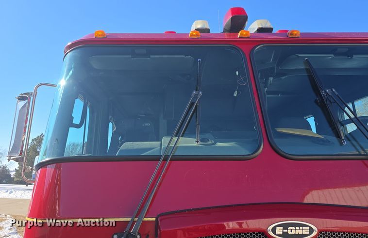 image for item DO7737 2002 Emergency One pumper fire truck