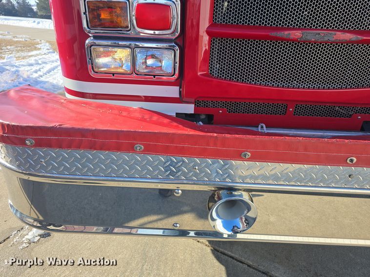 image for item DO7737 2002 Emergency One pumper fire truck