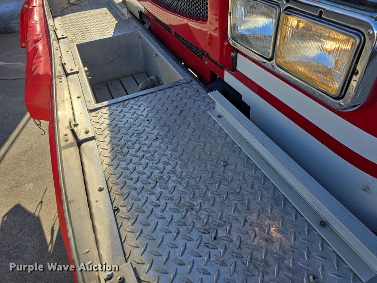 image for item DO7737 2002 Emergency One pumper fire truck