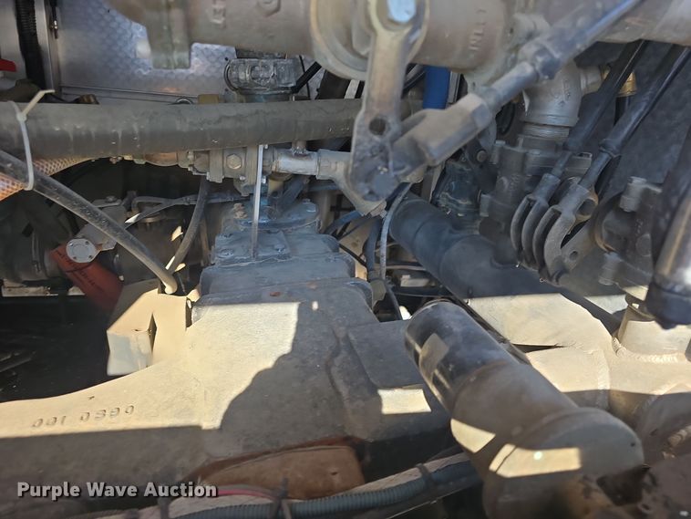 image for item DO7737 2002 Emergency One pumper fire truck