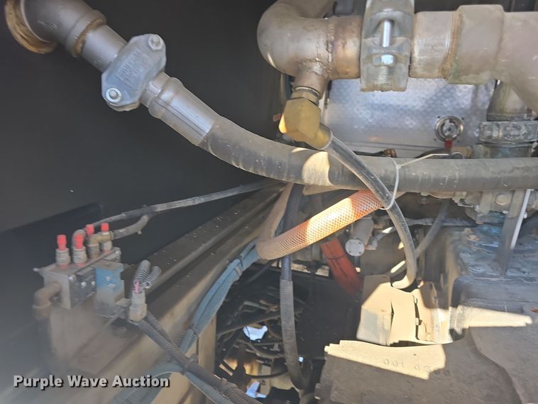 image for item DO7737 2002 Emergency One pumper fire truck