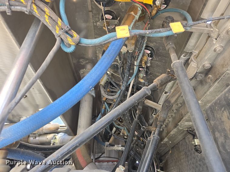 image for item DO7737 2002 Emergency One pumper fire truck