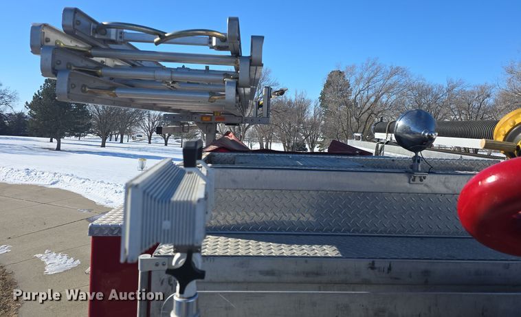 image for item DO7737 2002 Emergency One pumper fire truck