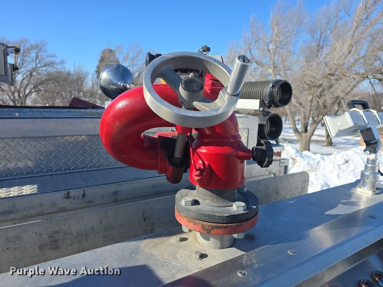 image for item DO7737 2002 Emergency One pumper fire truck