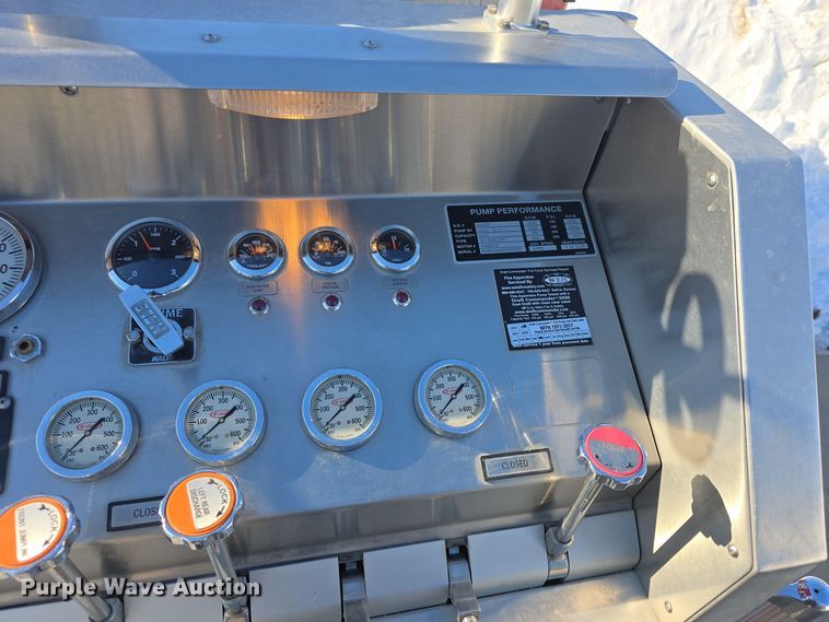 image for item DO7737 2002 Emergency One pumper fire truck