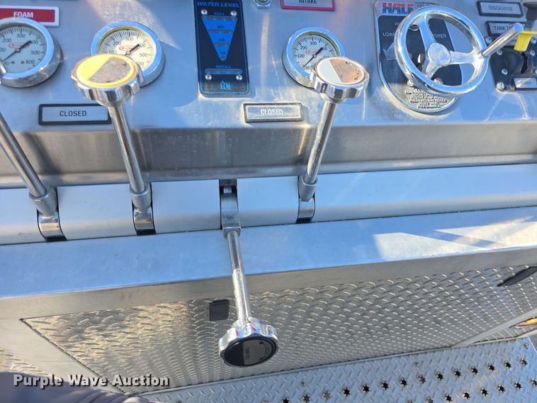 image for item DO7737 2002 Emergency One pumper fire truck