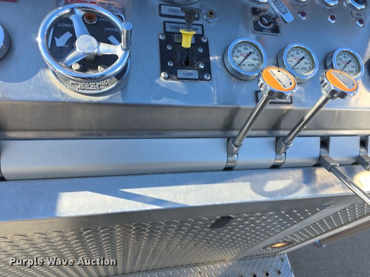 image for item DO7737 2002 Emergency One pumper fire truck