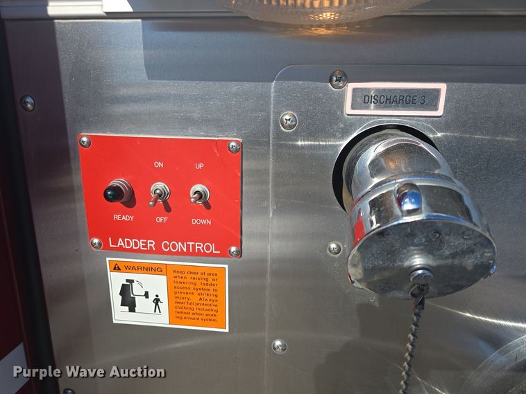 image for item DO7737 2002 Emergency One pumper fire truck