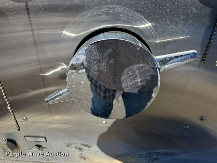 image for item DO7737 2002 Emergency One pumper fire truck