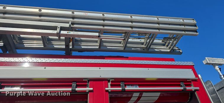 image for item DO7737 2002 Emergency One pumper fire truck