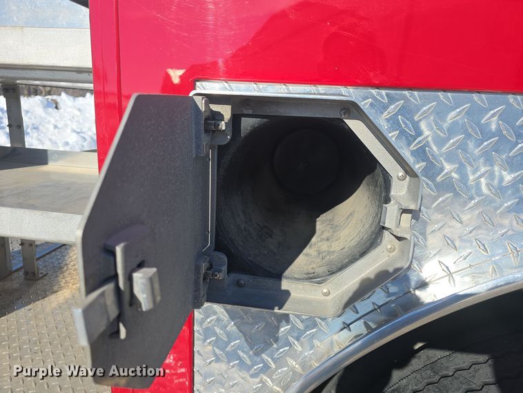 image for item DO7737 2002 Emergency One pumper fire truck