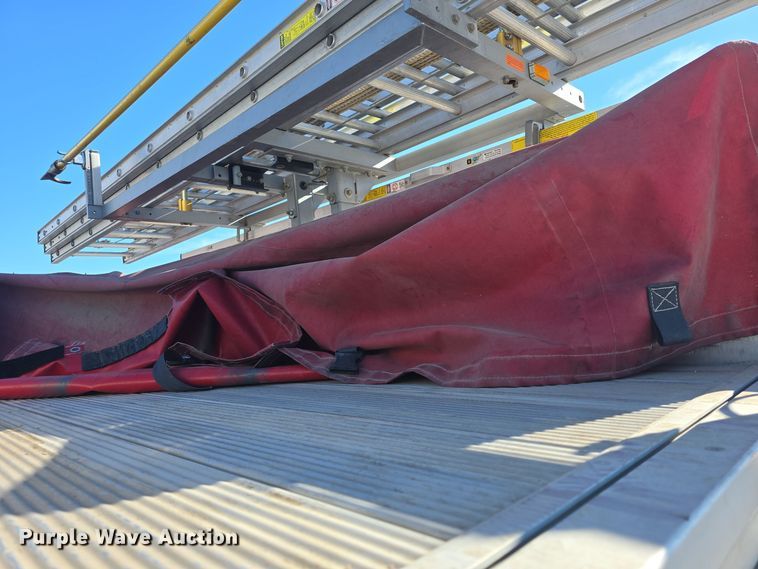 image for item DO7737 2002 Emergency One pumper fire truck