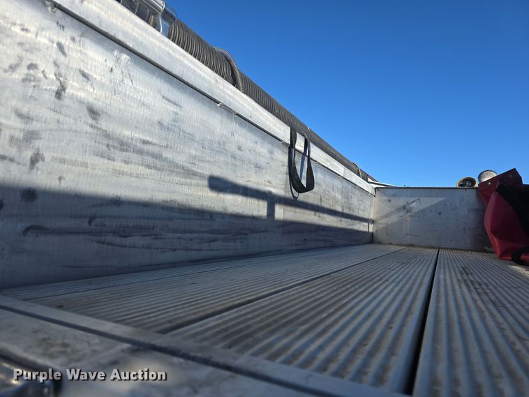 image for item DO7737 2002 Emergency One pumper fire truck