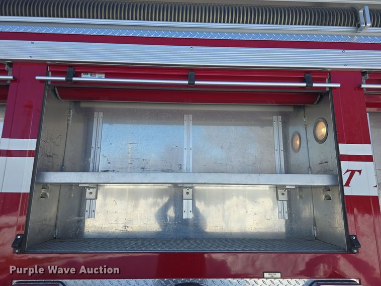 image for item DO7737 2002 Emergency One pumper fire truck