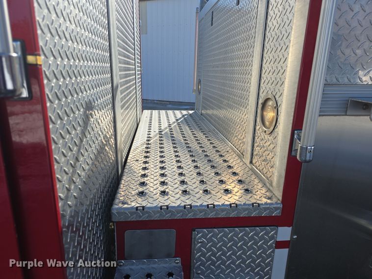 image for item DO7737 2002 Emergency One pumper fire truck