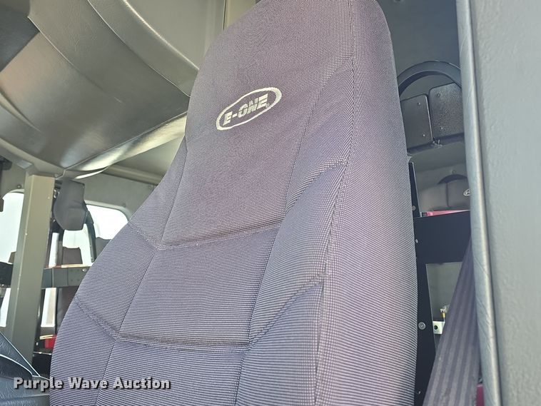 image for item DO7737 2002 Emergency One pumper fire truck