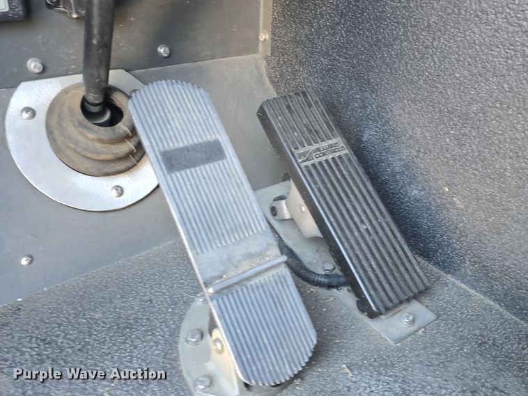 image for item DO7737 2002 Emergency One pumper fire truck