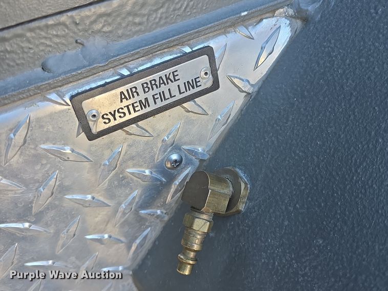 image for item DO7737 2002 Emergency One pumper fire truck