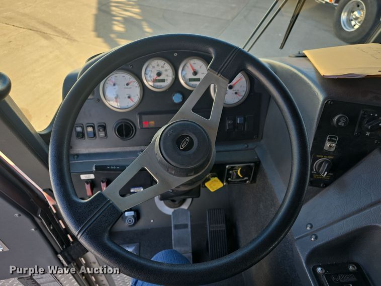 image for item DO7737 2002 Emergency One pumper fire truck