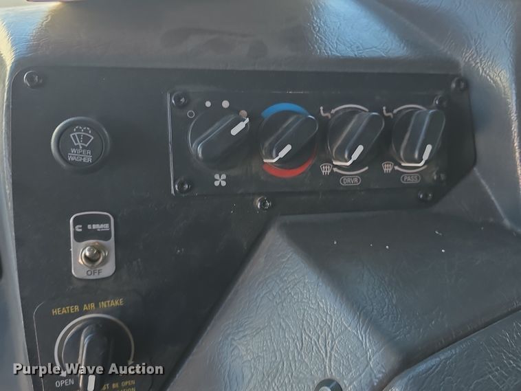 image for item DO7737 2002 Emergency One pumper fire truck