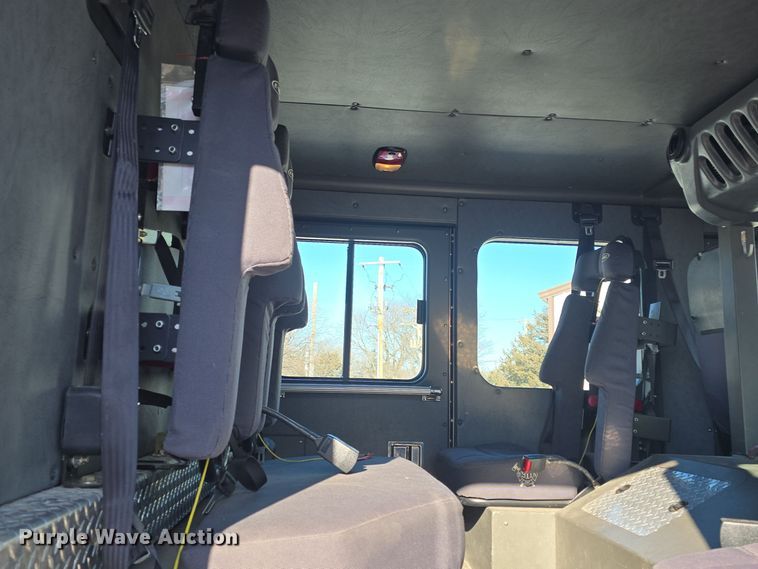 image for item DO7737 2002 Emergency One pumper fire truck