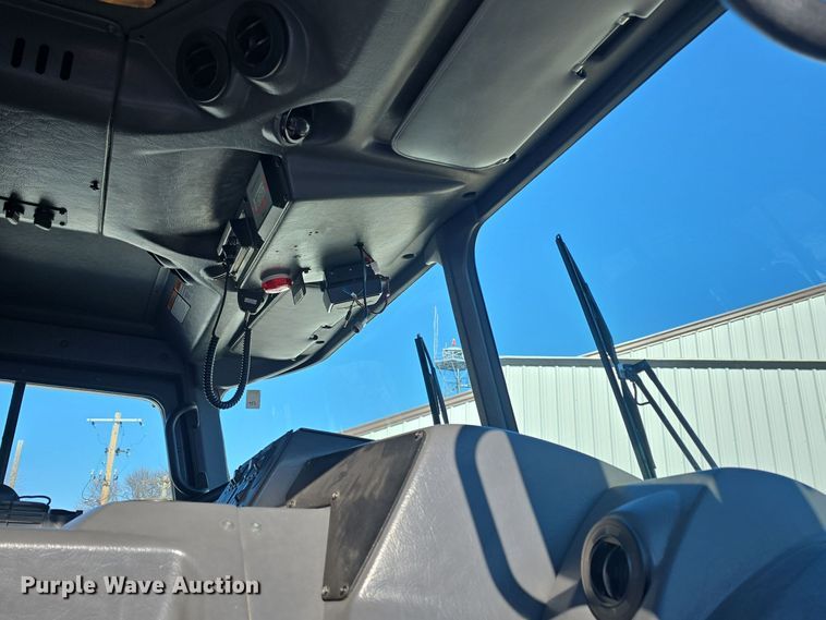 image for item DO7737 2002 Emergency One pumper fire truck