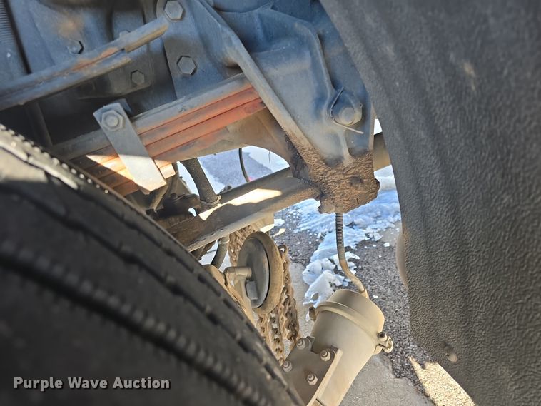 image for item DO7737 2002 Emergency One pumper fire truck