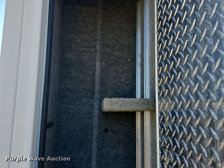 image for item DO7739 1995 Ford E350 ambulance