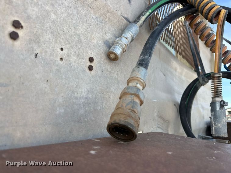 image for item DP6085 1999 Peterbilt 357 semi truck