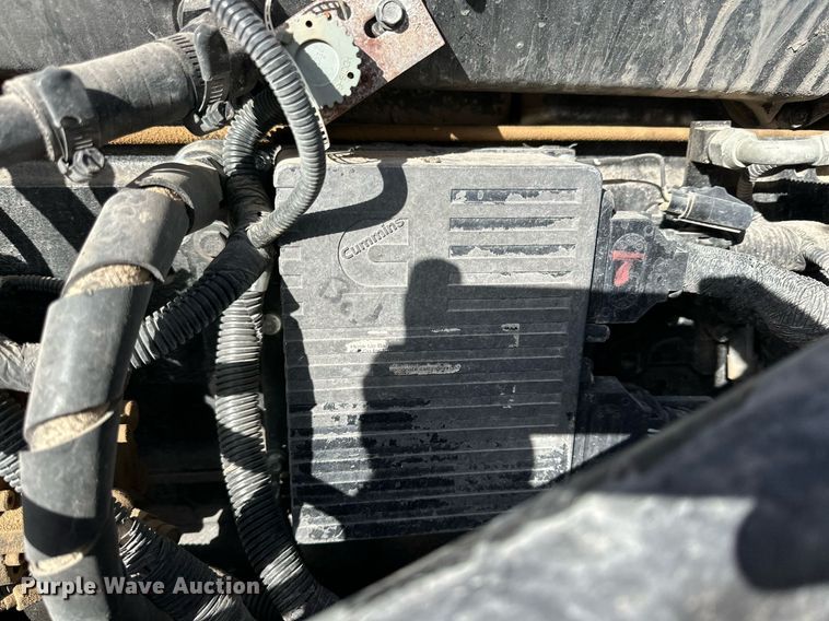 image for item DP6085 1999 Peterbilt 357 semi truck