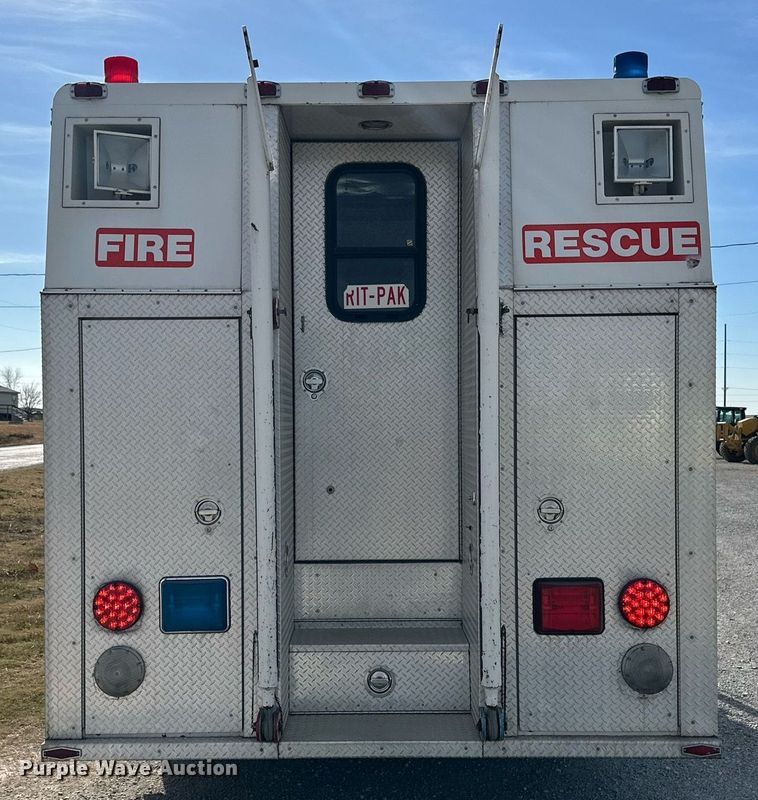 image for item DP6090 1983 Mack R686FC rescue vehicle