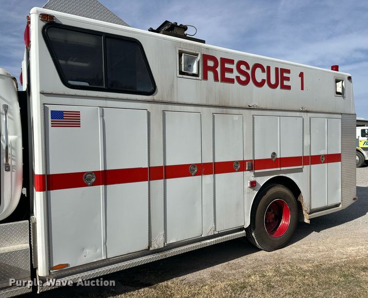 image for item DP6090 1983 Mack R686FC rescue vehicle