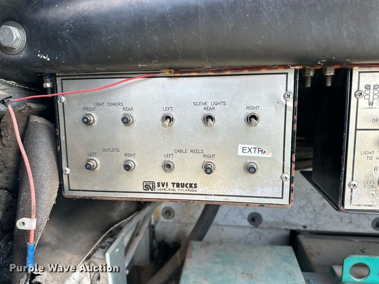 image for item DP6090 1983 Mack R686FC rescue vehicle