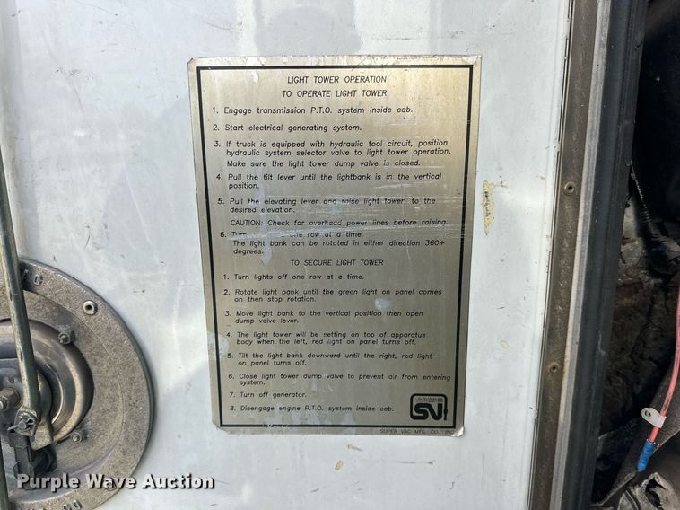 image for item DP6090 1983 Mack R686FC rescue vehicle