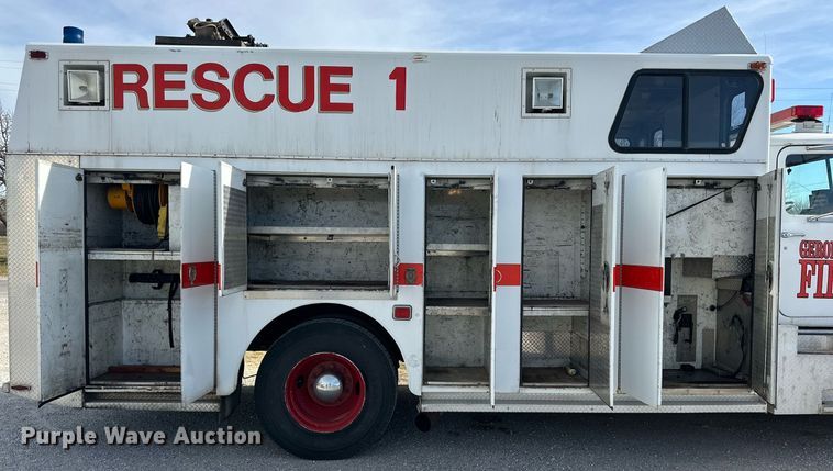 image for item DP6090 1983 Mack R686FC rescue vehicle