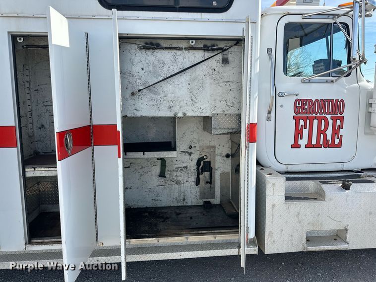 image for item DP6090 1983 Mack R686FC rescue vehicle