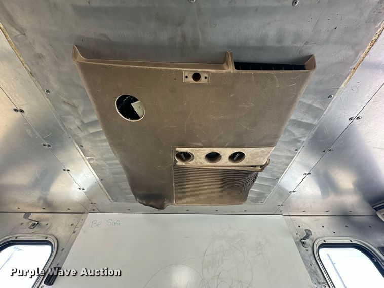 image for item DP6090 1983 Mack R686FC rescue vehicle