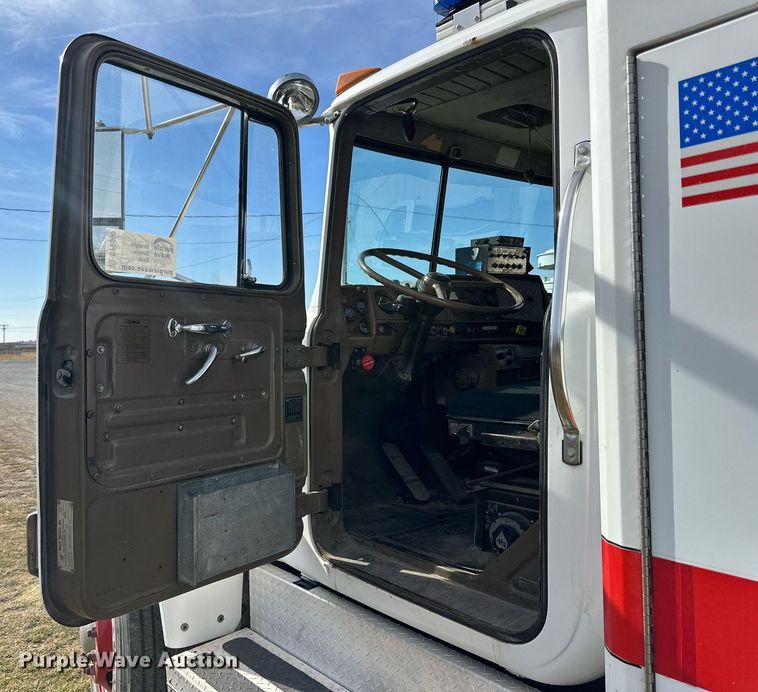 image for item DP6090 1983 Mack R686FC rescue vehicle