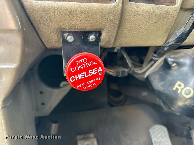 image for item DP6090 1983 Mack R686FC rescue vehicle