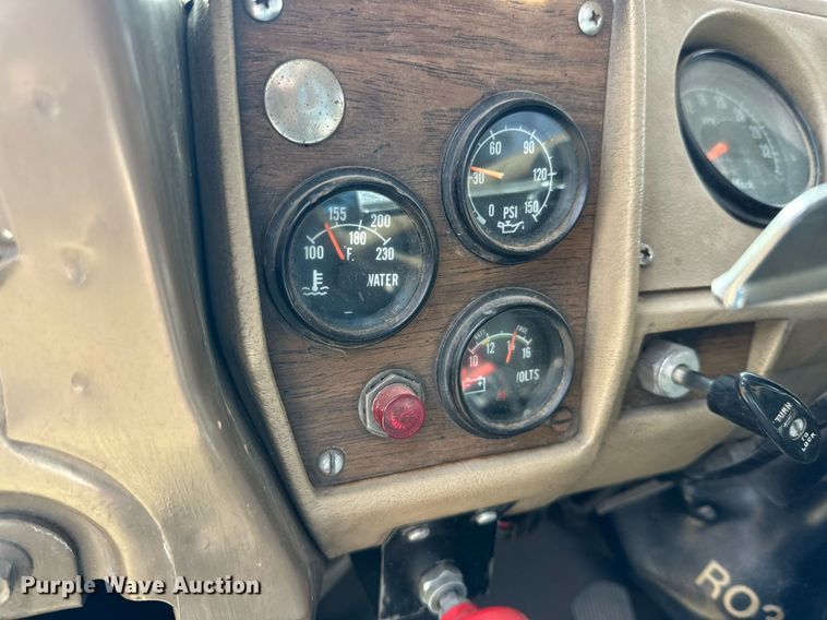 image for item DP6090 1983 Mack R686FC rescue vehicle