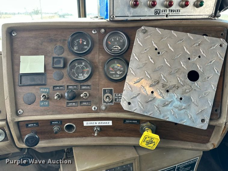 image for item DP6090 1983 Mack R686FC rescue vehicle