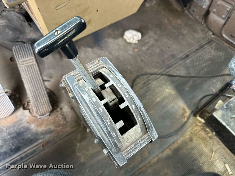 image for item DP6090 1983 Mack R686FC rescue vehicle