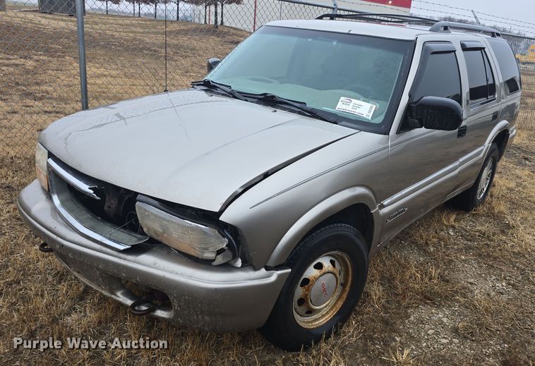 image for item DQ5368 2001 GMC Jimmy SLE SUV
