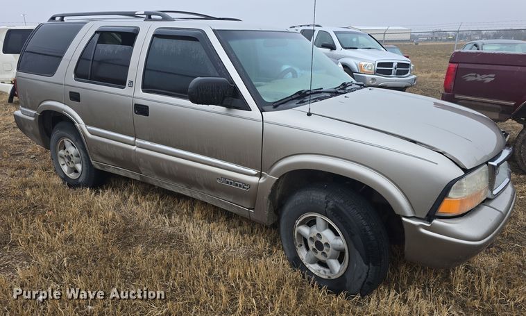 image for item DQ5368 2001 GMC Jimmy SLE SUV