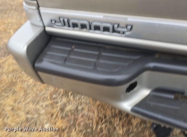 image for item DQ5368 2001 GMC Jimmy SLE SUV