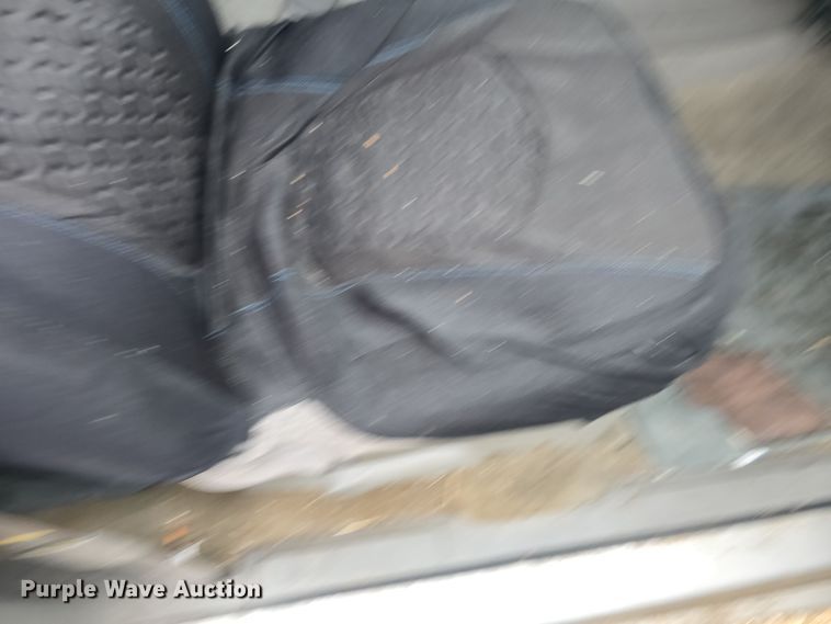 image for item DQ5368 2001 GMC Jimmy SLE SUV