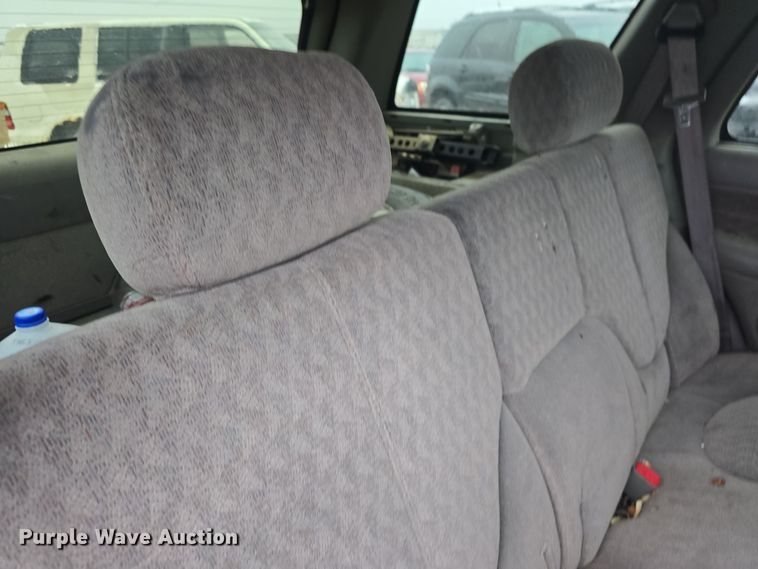 image for item DQ5368 2001 GMC Jimmy SLE SUV