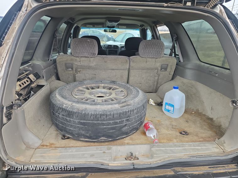 image for item DQ5368 2001 GMC Jimmy SLE SUV