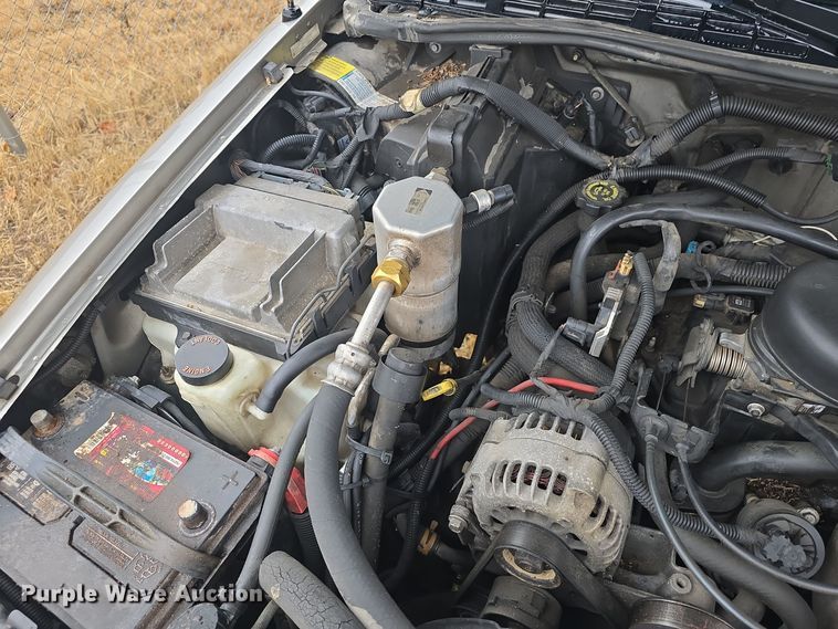 image for item DQ5368 2001 GMC Jimmy SLE SUV